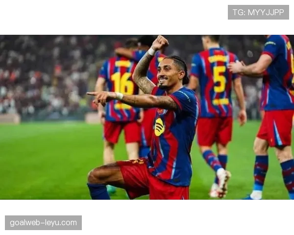 拉菲尼亚国家队表现争议：关键战贡献与战术适配性分析